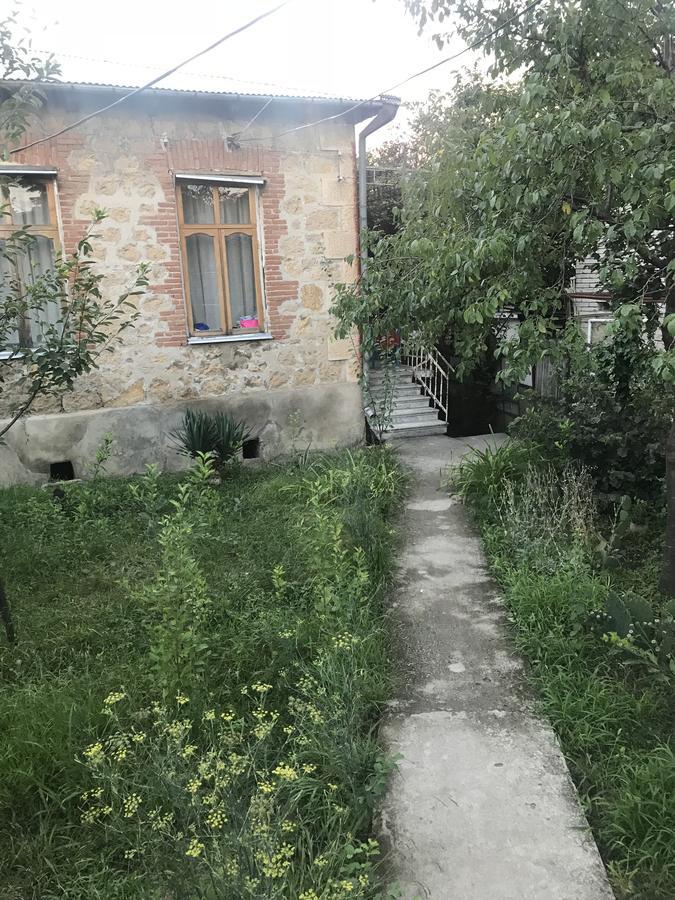 Beruka Guest House Kʼutʼaisi Exterior foto